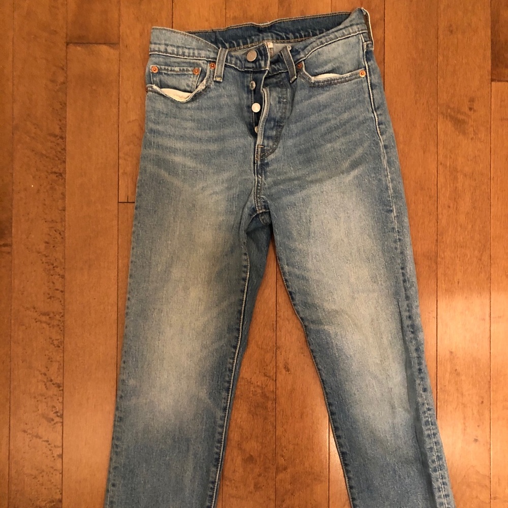 Levi wedgie jeans
